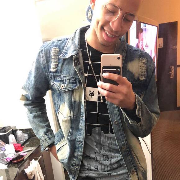 Meet your Posher, Jerrannosaurus - Picture 1 of 1